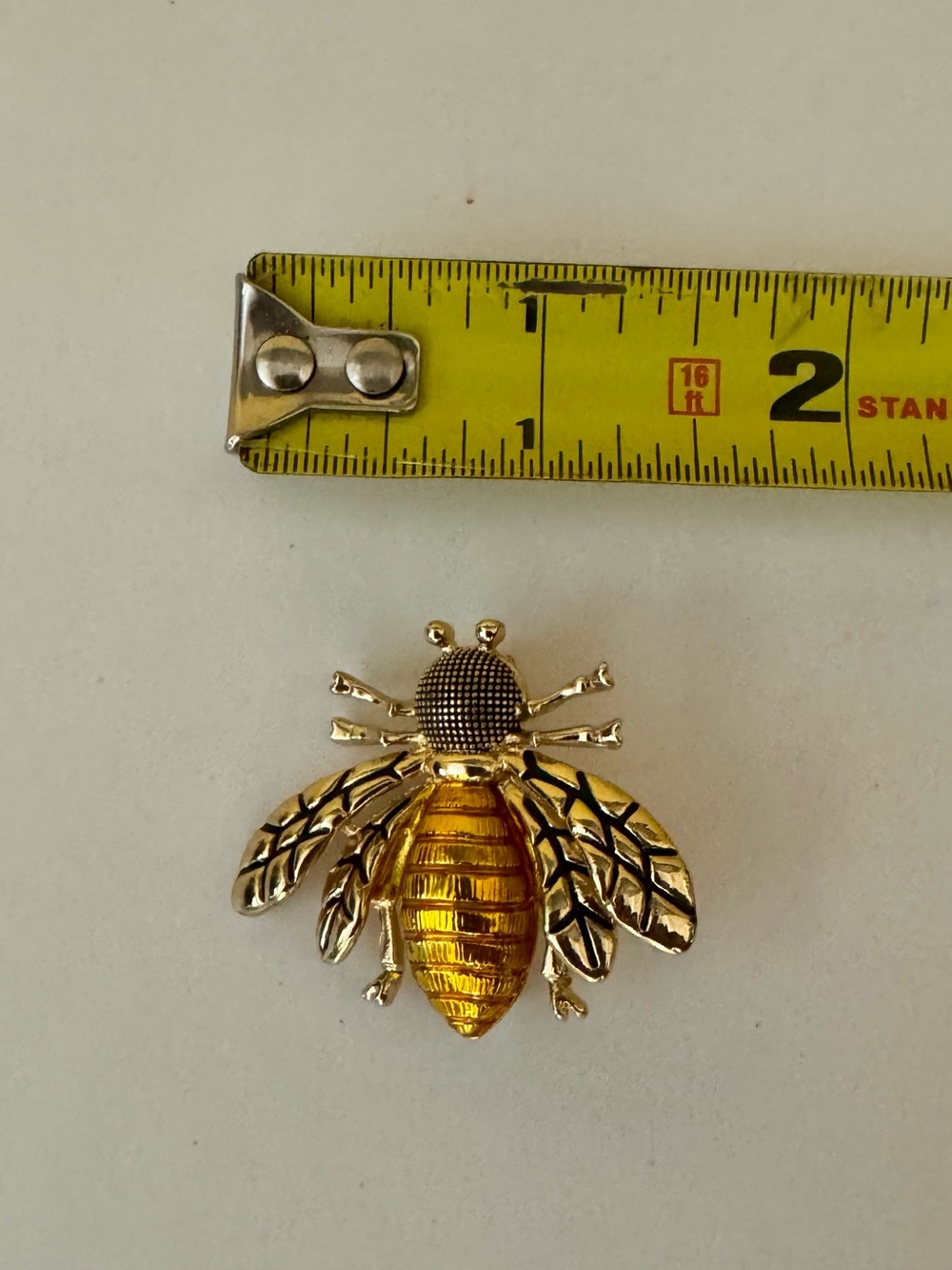 Gold Tone Amber Enamel Bee Statement Brooch - Picture 4 of 4